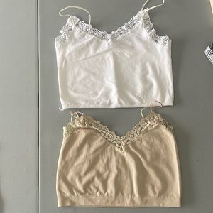 Two‎ Seamless Bras